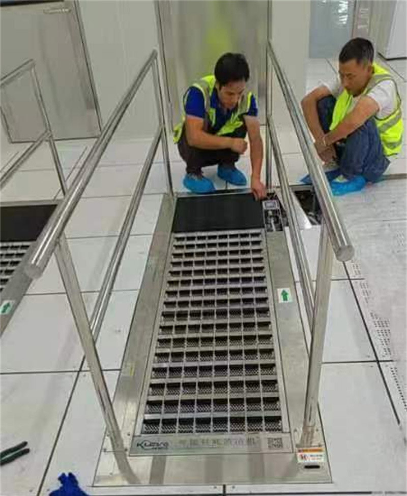 地埋式智能鞋底清洁机